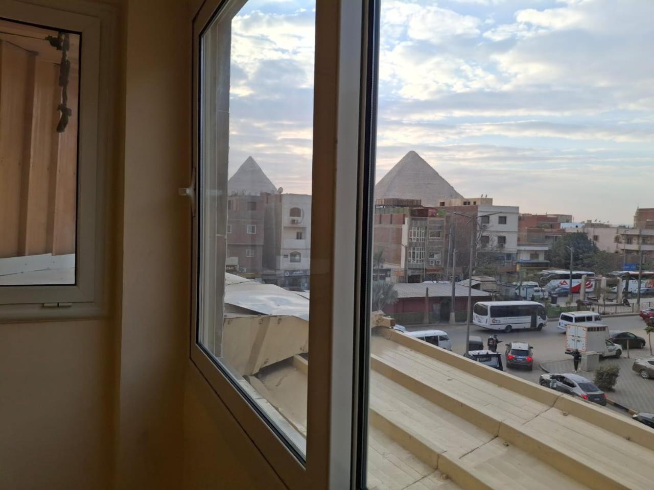 Hassan Pyramids Hotel Kafrat al Jabal Bagian luar foto